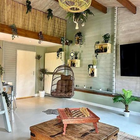 Jungle Style Lodge With Jacuzzi ,Sauna And Garden Near Amsterdam Vijfhuizen المظهر الخارجي الصورة