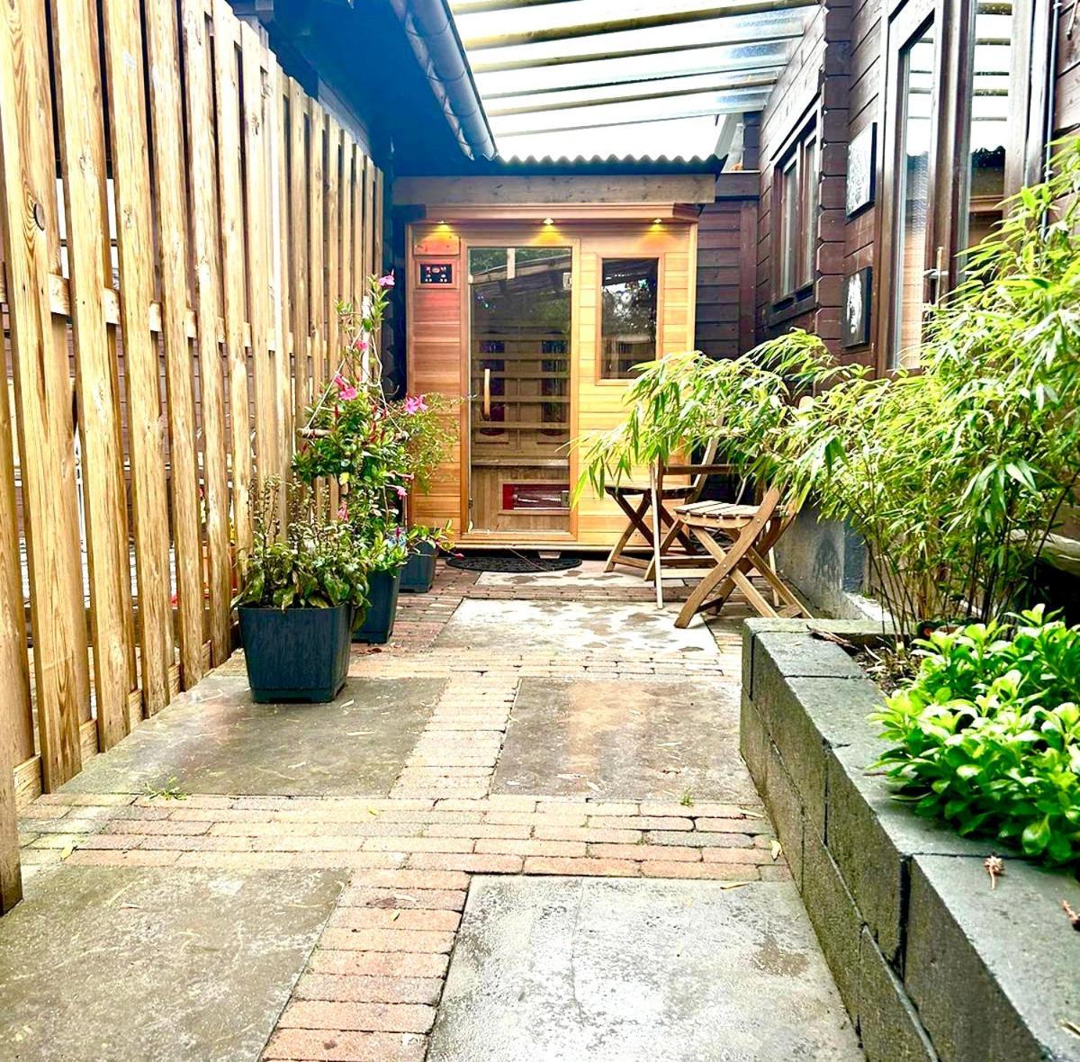 Jungle Style Lodge With Jacuzzi ,Sauna And Garden Near Amsterdam Vijfhuizen المظهر الخارجي الصورة